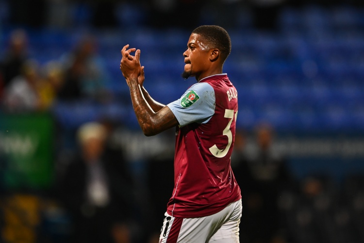 罗马诺：在与埃梅里一起做出决定后，维拉今天通知罗马召回贝利